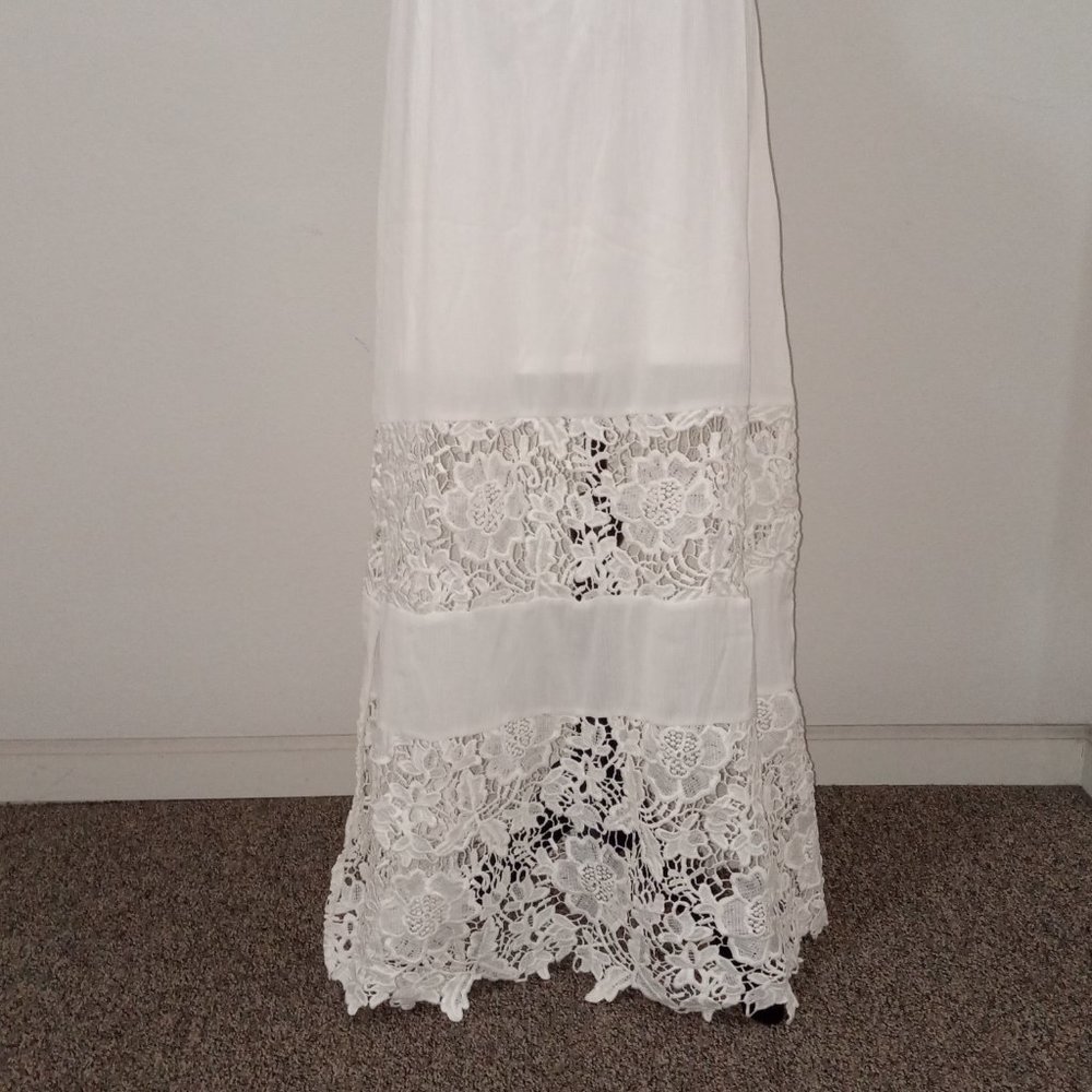 Lulus Dashing Dame White floral islet dress. - Picture 9 of 11